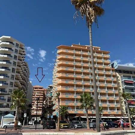 En Playa De Boliches * فوينخيرولا